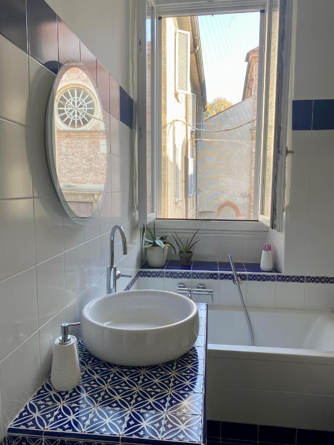 Wanderlust Splendido Appartamento In Centro Pavia Exterior photo